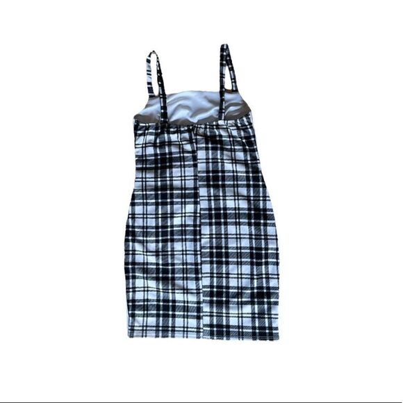HEARTBEEPS Black and White Plaid Bodycon Dress with Red Side Stripe (M) - Picture 2 of 5